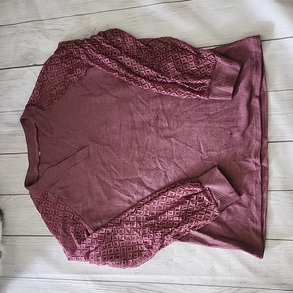 Boutique V-Neck Blouse with Lace Sleeves